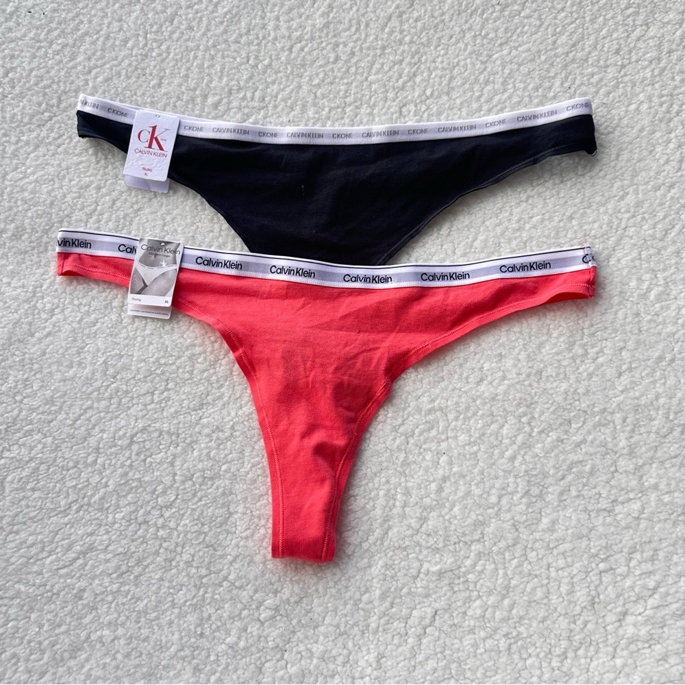 Calvin Klein Thongs